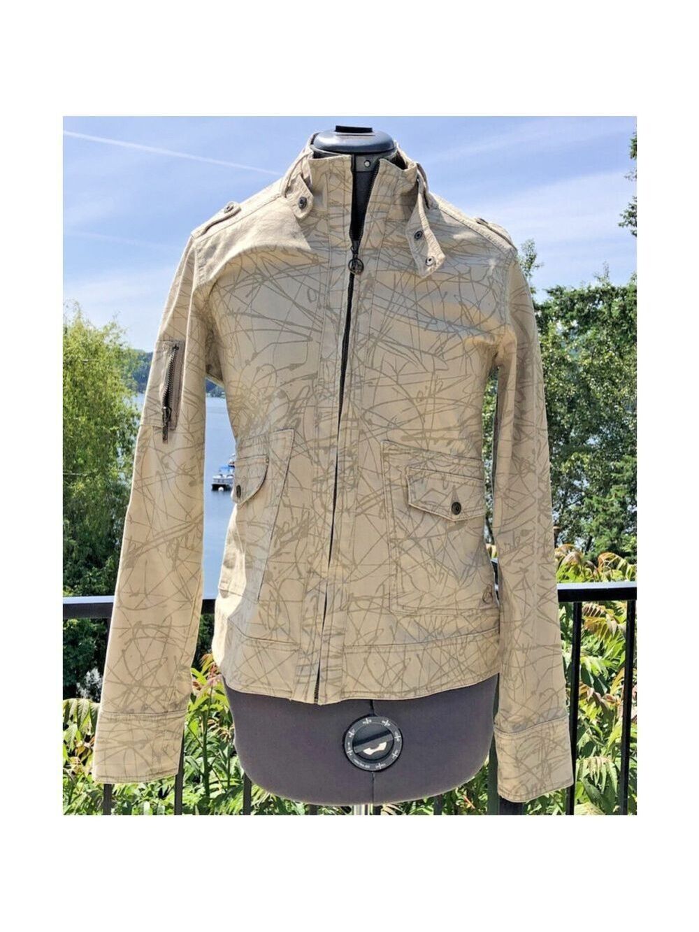 Size M Orb Womenβs Full Zip Jacket Snap Button Collar Sleeve Pocket Light CN